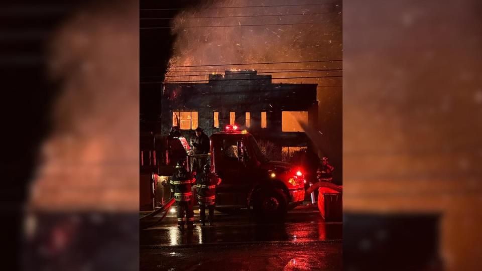 Police and fire services responded to report a structure fire at 1:30 a.m. in St. Bernard, N.S., on Sunday. (Winni Payment-Blinn - image credit)