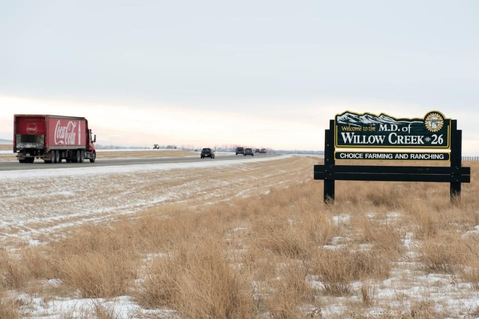In 2019, residents voted to dissolve the Town of Granum. It was absorbed into the Municipal District of Willow Creek. Researchers at the University of Calgary's School of Public Policy say Alberta's viability review approach works well compared to provinces like Manitoba and New Brunswick. (Oseremen Irete/CBC - image credit)