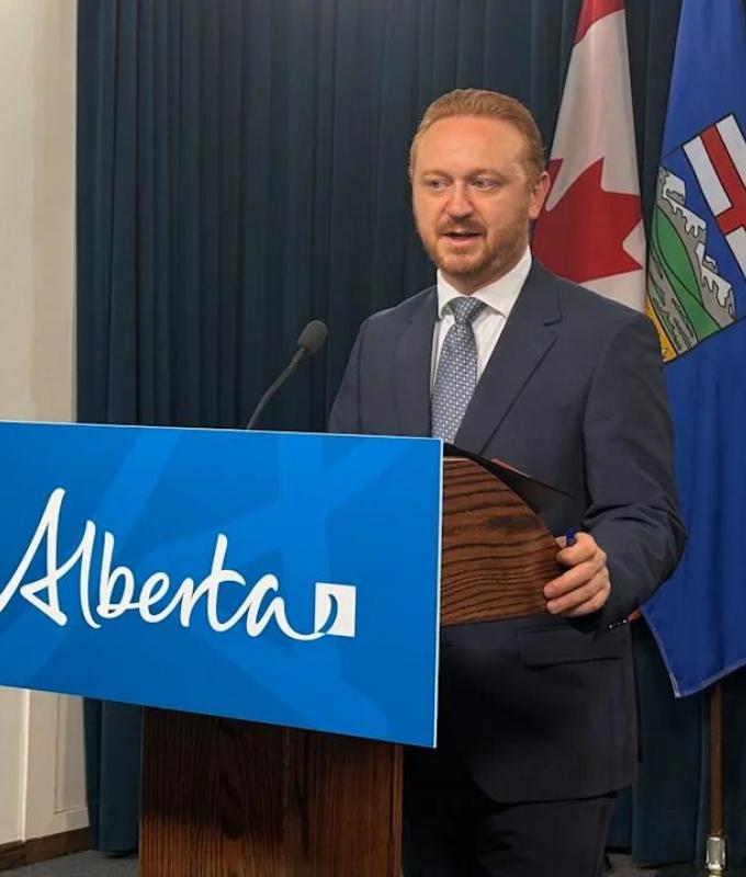 Alberta
      lawyers
      must
      take
      Indigenous
      education
      course
      tied
      to
      TRC.
      New
      legislation
      could
      change
      that