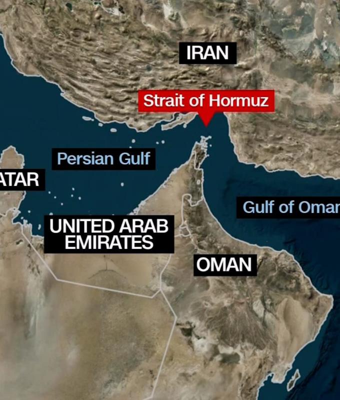 ترامب: البحرية الأمريكية سترافق السفن عبر مضيق هرمز "إذا لزم الأمر"