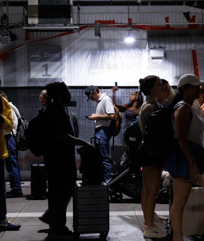 في خضم الاضطرابات بالشرق الأوسط: هل تحجز رحلتك الجوية التالية الآن؟