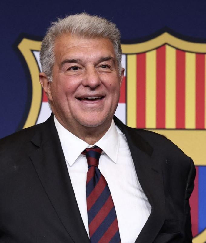 متابعة: رسمياً.. خوان لابورتا رئيساً لنادي برشلونة لولاية جديدة
