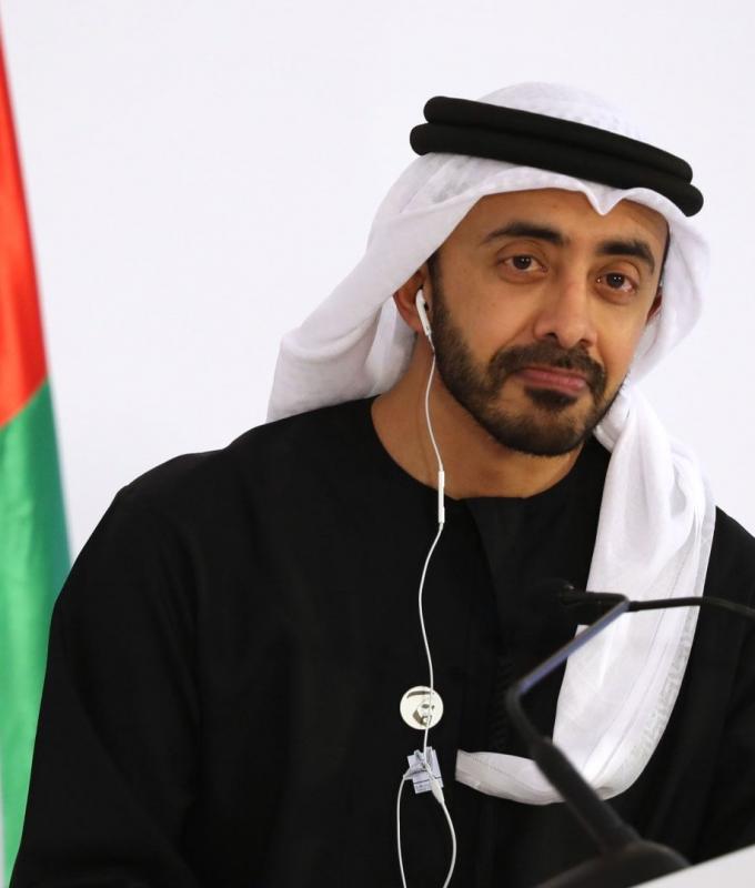 وزير خارجية الإمارات يعقّب ببيان "إدانة شديدة" على الاعتداءات الإيرانية وسقوط ضحايا