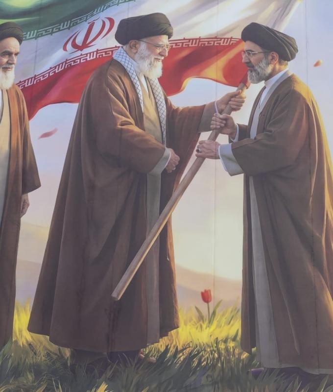 ملامح النظام الإيراني الجديد.. ماذا يرى الخبراء؟