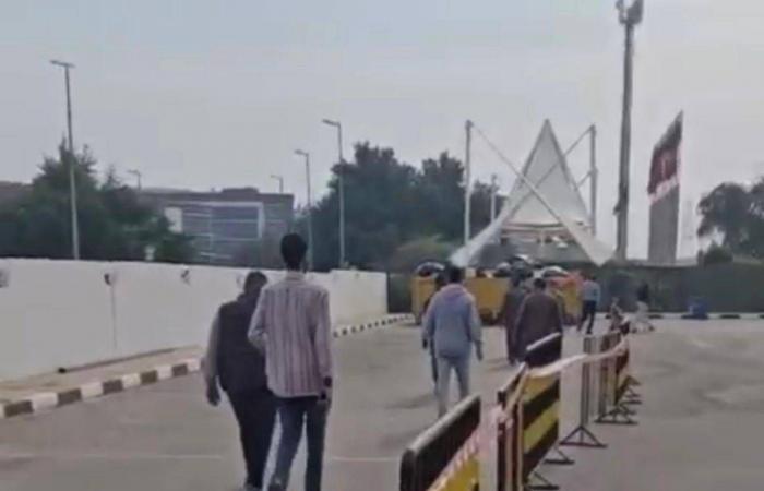 السودان يعرض على روسيا قاعدة عسكرية بحرية وذهباً مقابل التسليح