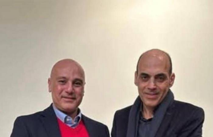 بسّام
      برَّاك...
      عاشق
      العربية
      وحارسها
      أوصى
      بتكريمها
      في
      جائزة