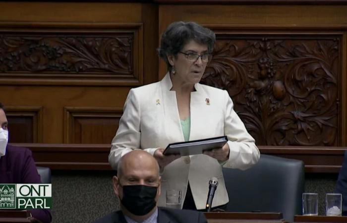 Thunder
      Bay,
      Ont.
      firefighters
      push
      for
      stronger
      health
      protections
      for
      younger
      workers