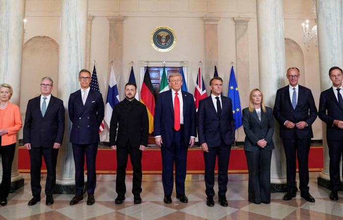 زيلينسكي:
      محادثات
      السلام
      مع
      أميركا
      بناءة
      ولكنها
      ليست
      سهلة