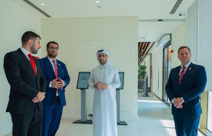 وفد من الباراغواي يطلع على التجربة القانونية والعدلية القطرية