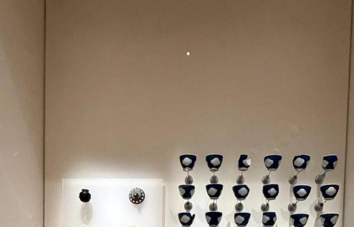 متحف
      البحر
      الأحمر
      وباب
      البنط...
      الغوص
      في
      أعماق
      تاريخ
      مدينة
      جدة