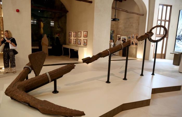 سيارات
      «بورشه»
      تتوقف
      عن
      العمل
      فجأة
      في
      روسيا...
      ما
      القصة؟