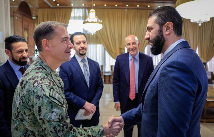 «النواب
      الأميركي»
      يقرّ
      إلغاء
      «عقوبات
      قيصر»المفروضة
      على
      سوريا