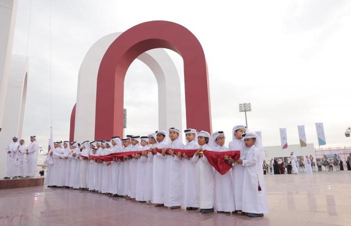 وزير الثقافة يفتتح فعاليات اليوم الوطني في درب الساعي