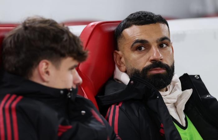 محمد صلاح.. كيف تسببت مقابلة استثنائية في خلاف نجم ليفربول مع النادي؟