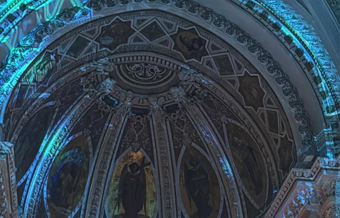 «عشرون»
      جبران
      تويني
      الذي
      مضى
      في
      طريقه
      حتى
      النهاية