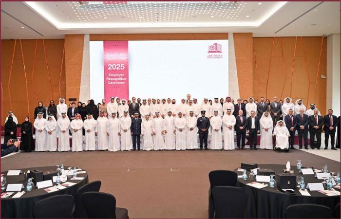 جامعة قطر تكرم 120 جهة من مختلف قطاعات العمل بالدولة