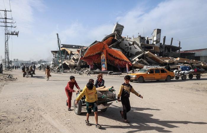 وزير
      الخارجية
      الإيراني:
      سأقبل
      دعوة
      نظيري
      اللبناني
      لزيارة
      بيروت