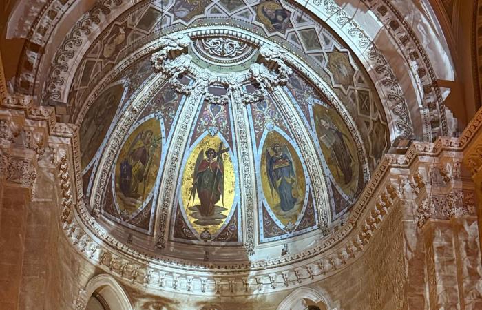 «عشرون»
      جبران
      تويني
      الذي
      مضى
      في
      طريقه
      حتى
      النهاية