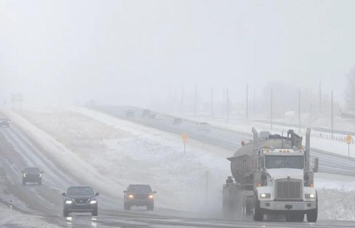 Okotoks
      opposes
      province's
      proposal
      to
      increase
      highway
      speeds