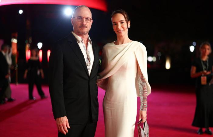 «فرس
      نهر»
      من
      نحاس
      يصبح
      الأغلى
      في
      تاريخ
      المزادات