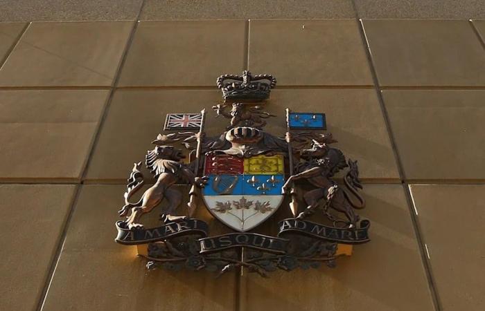 In
      Calgary
      courts:
      Plea
      deal
      reached
      for
      second
      suspect
      in
      deadly
      Calgary
      love
      triangle,
      court
      told