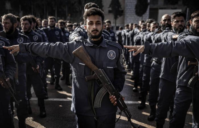 الرئيس
      العراقي
      السابق
      برهم
      صالح
      رئيساً
      جديداً
      لمفوضية
      اللاجئين