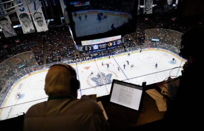 Voice
      of
      the
      Leafs
      looks
      back
      on
      44
      years
      of
      broadcast
      memories
      ahead
      of
      final
      season
      tribute