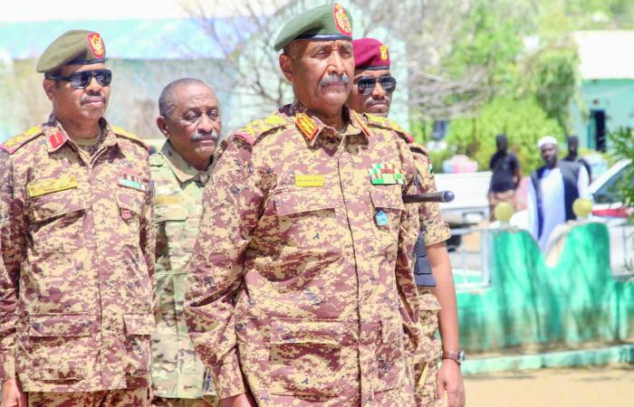 «الدعم
      السريع»
      تهاجم
      مقر
      الأمم
      المتحدة
      بجنوب
      كردفان
      ومقتل
      6
      جنود
      بنغلادشيين