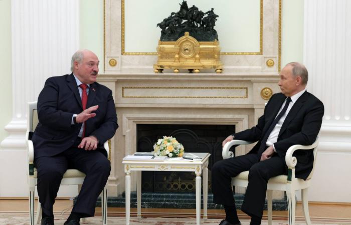 كييف
      تتهم
      موسكو
      بقصف
      سفينة
      تركية
      في
      البحر
      الأسود
      بواسطة
      مسيّرة