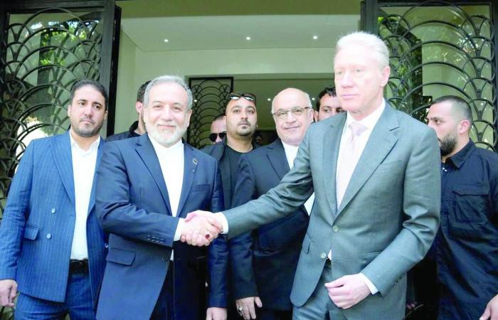 «القسام»
      تؤكد
      مقتل
      القيادي
      رائد
      سعد
      في
      قصف
      إسرائيلي