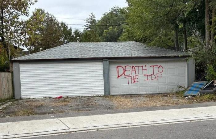 WARMINGTON:
      Canada
      dodges
      bullet
      as
      gunmen
      carry
      out
      antisemitic
      massacre
      in
      Australia