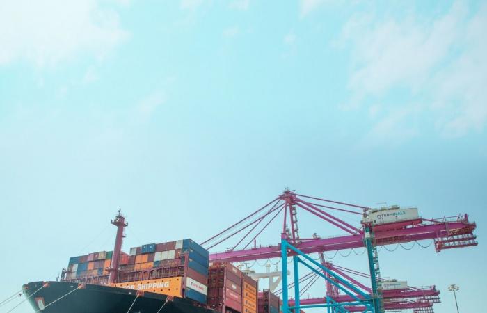 كيوتيرمنلز.. ترسخ مكانة ميناء حمد كنقطة ارتكاز للتجارة الإقليمية والعالمية