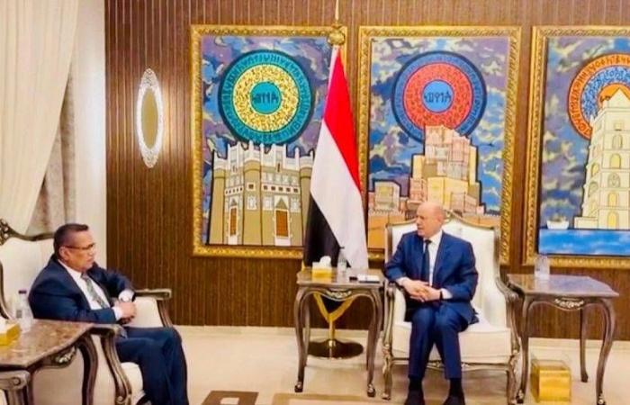 حراك
      يمني
      لاحتواء
      التوتر
      في
      الشرق
      وتعزيز
      التوافق
      السياسي
      والأمني