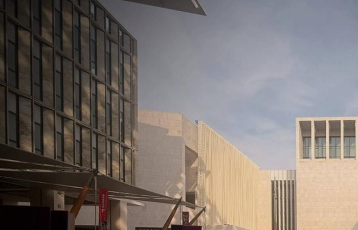 الإعلان
      عن
      قائمة
      الفنانين
      المشاركين
      في
      بينالي
      الدرعية
      للفن
      المعاصر
      2026