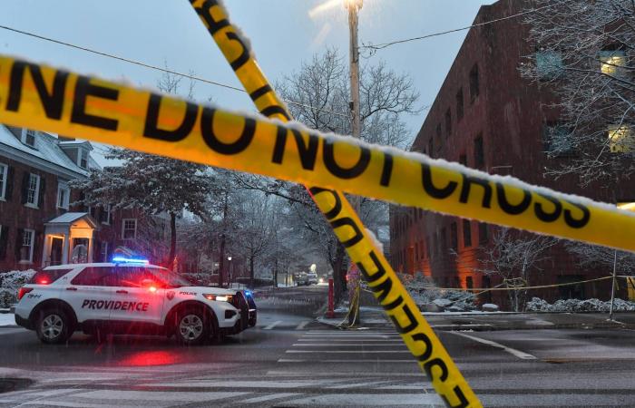 إحباط
      مخطط
      لهجوم
      في
      نيو
      أورليانز
      الأميركية
      واعتقال
      جندي
      سابق
      بحوزته
      أسلحة