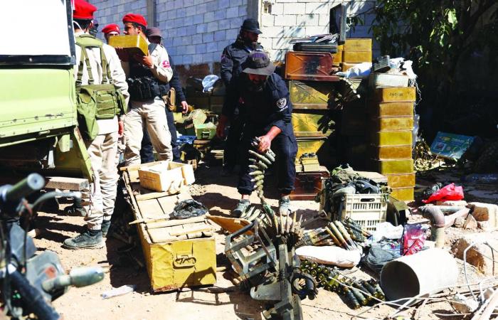 دمشق
      تعلن
      إحباط
      محاولة
      تهريب
      جديدة
      لشحنة
      أسلحة
      إلى
      لبنان