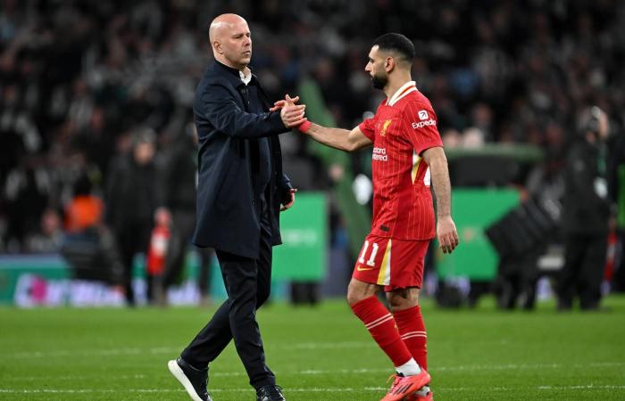 «اليويفا»
      يعاقب
      البايرن
      بغرامة
      116
      ألف
      يورو
      وإغلاق
      جزئي
      لملعبه