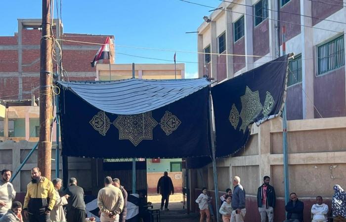 آلاف
      التونسيين
      يتظاهرون
      ضد
      التلوث
      البيئي
      في
      قابس