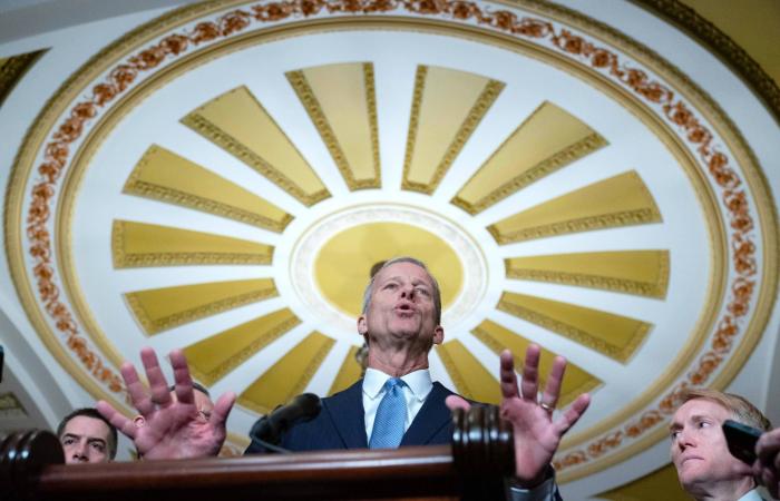 مجلس
      الشيوخ
      الأميركي
      يقر
      ميزانية
      الدفاع
      بقيمة
      901
      مليار
      دولار