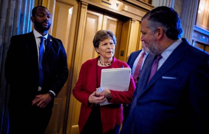 إدارة
      ترمب
      تعتزم
      حل
      وكالة
      رئيسية
      لأبحاث
      المناخ