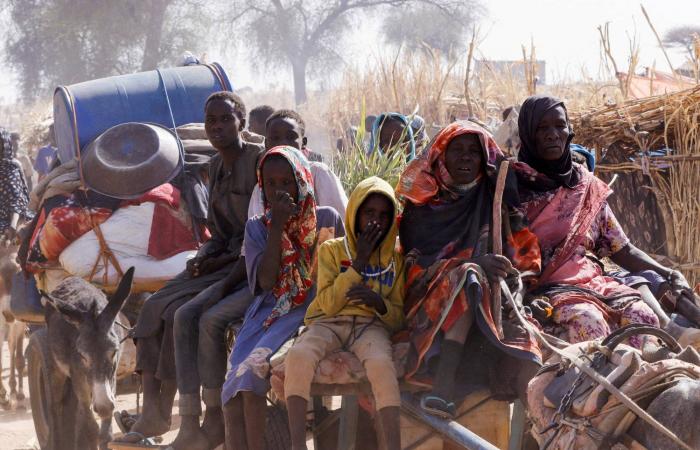 «خريطة
      تحالفات
      جديدة»...
      حفتر
      ينفتح
      عسكرياً
      على
      باكستان