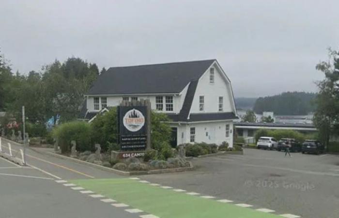 Former
      Vancouver
      Canuck
      Willie
      Mitchell
      denies
      sexual
      assault
      allegations
      in
      court
      documents