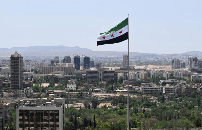 أول بيان من الحكومة السورية بعد الغارات الأمريكية على "داعش"