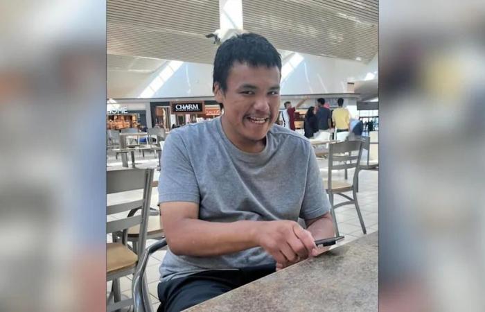 Family
      of
      First
      Nation
      man
      shot
      5
      times
      by
      police
      officer
      calls
      for
      changes
      at
      Ontario's
      SIU