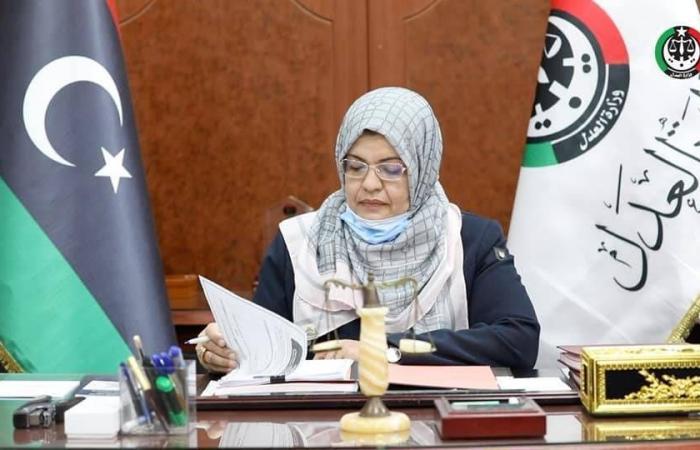 «الوحدة»
      الليبية
      تتابع
      ملف
      الهيشري
      الموقوف
      لدى
      «الجنائية
      الدولية»