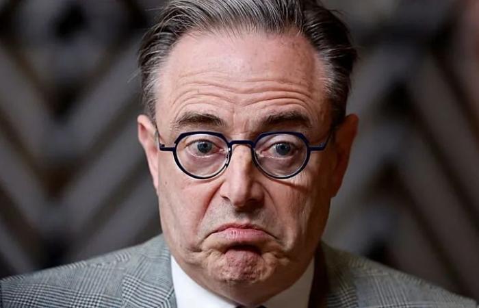 How
      the
      EU's
      reparations
      loan
      for
      Ukraine
      fell
      apart
      at
      the
      eleventh
      hour