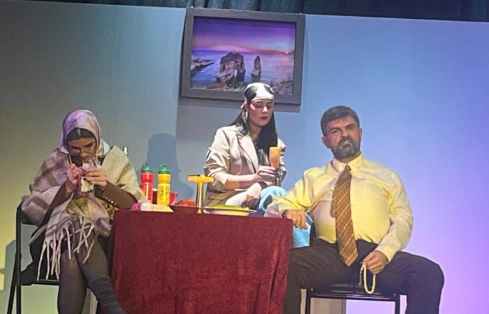 «شي
      تيك
      توك
      شي
      تيعا»...
      طارق
      سويد
      يُحرز
      المختلف