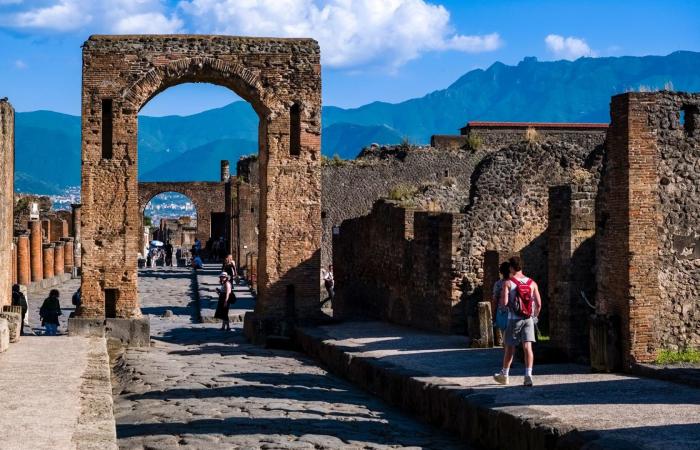 موقع أثري في بومبي يكشف عن سر صمود المباني الرومانية