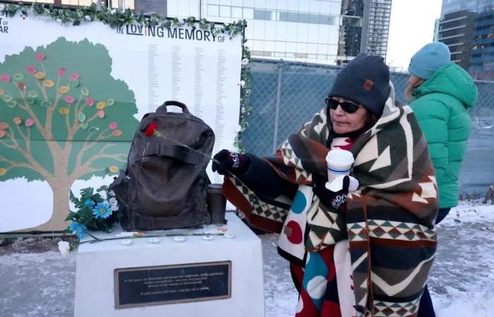 'Every
      life
      has
      dignity':
      Ceremony
      mourns
      hundreds
      of
      unhoused
      Calgarians
      who
      died
      in
      2025