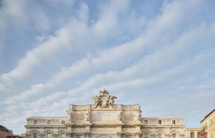 زيارة
      نافورة
      تريفي
      في
      روما
      لم
      تعد
      مجانية...
      رسوم
      سياحية
      للاقتراب
      منها